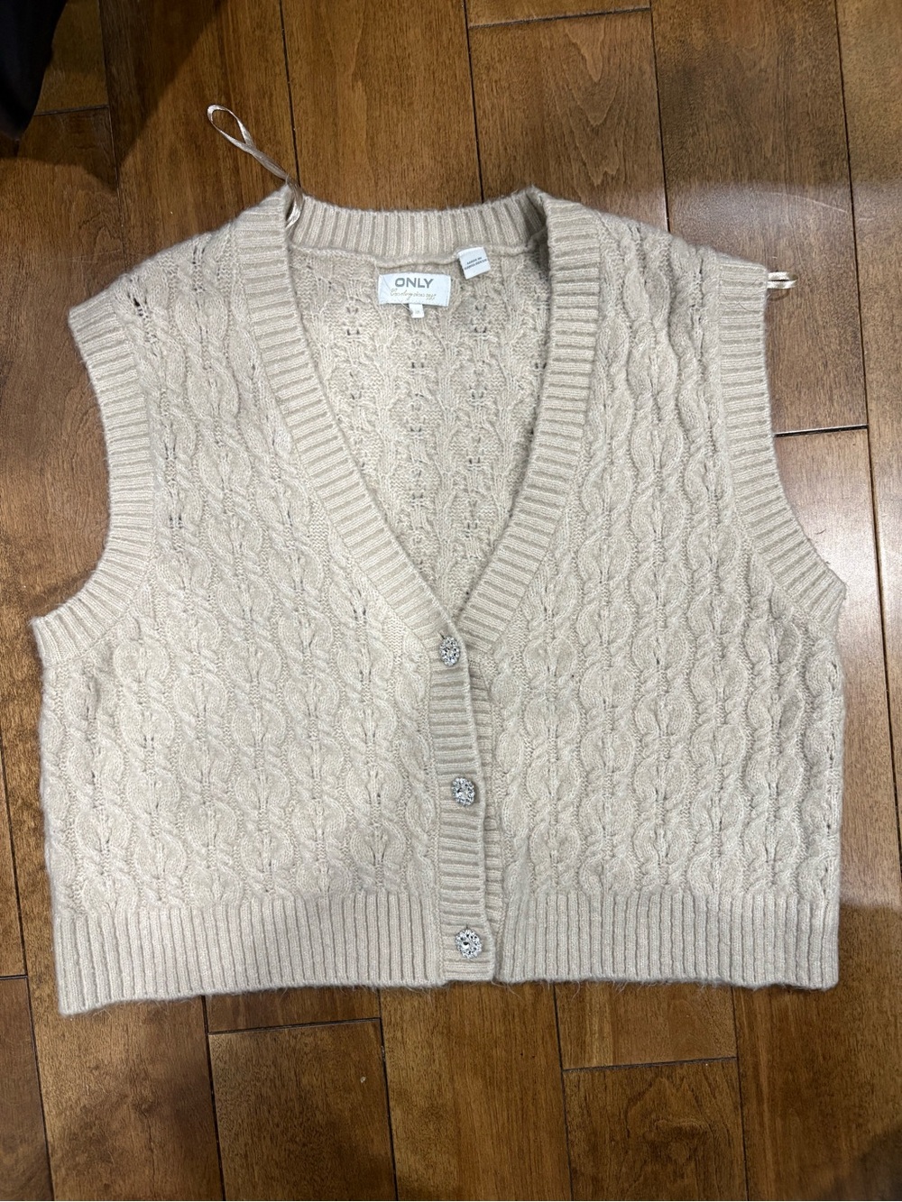ONLY Cream Cable-Knit V-Neck Button Vest